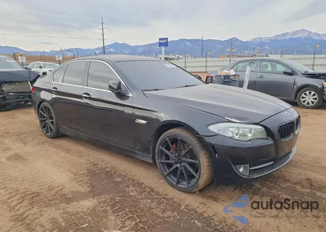 2011 BMW 550 Xi из США, поврежденный, VIN WBAFU9C5XBC278090